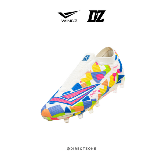 Wingz Sport Soccer Shoes - Crazy Knit Laceless Flyknit - Off White