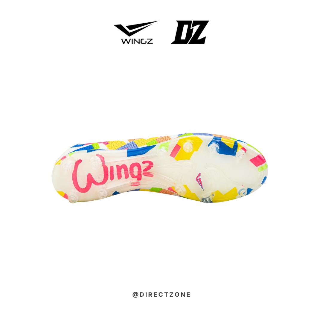 Wingz Sport Soccer Shoes - Crazy Knit Laceless Flyknit - Off White